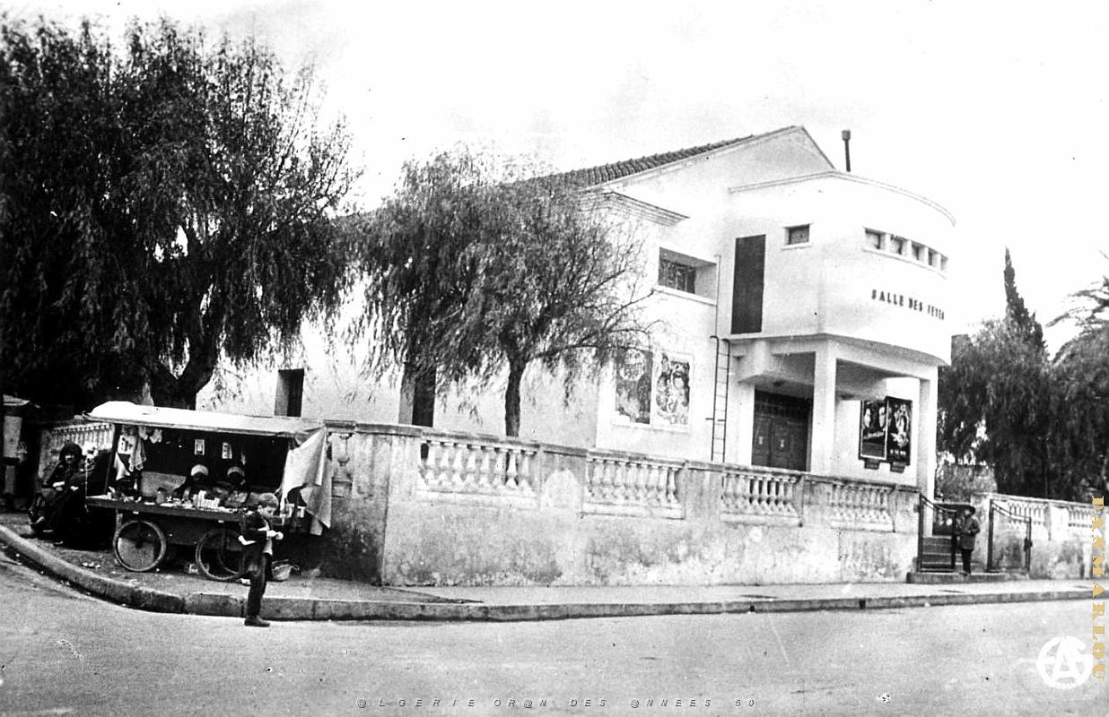 Cassaigne 503- Salle des fetes COLLECTION DES AMIS DE ND DE SANTA CRUZ.jpg
